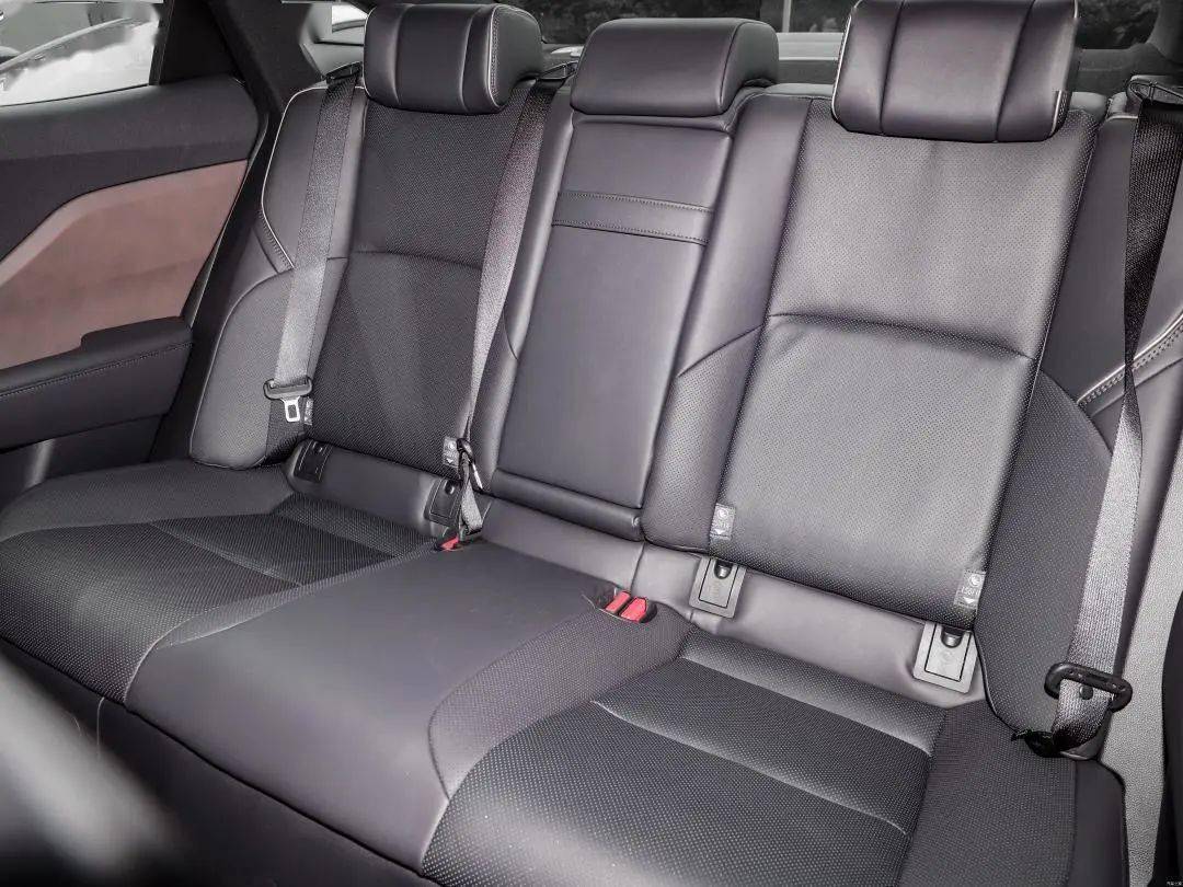 皇冠信用盘如何注册_2.4T混动+四驱皇冠信用盘如何注册,这车可不输雷克萨斯