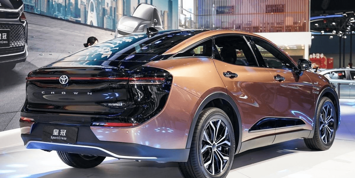 皇冠信用盘在线申请_36.90万起售皇冠信用盘在线申请,丰田皇冠SportCross来了,广州车展开启预售