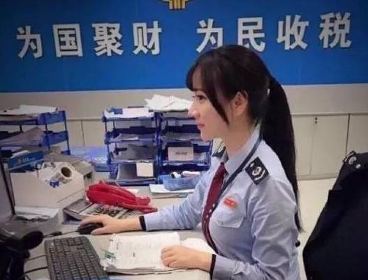 皇冠信用盘出租_每日一笑:检查出有孕立即给男友发信息皇冠信用盘出租,失误群发了,不料……