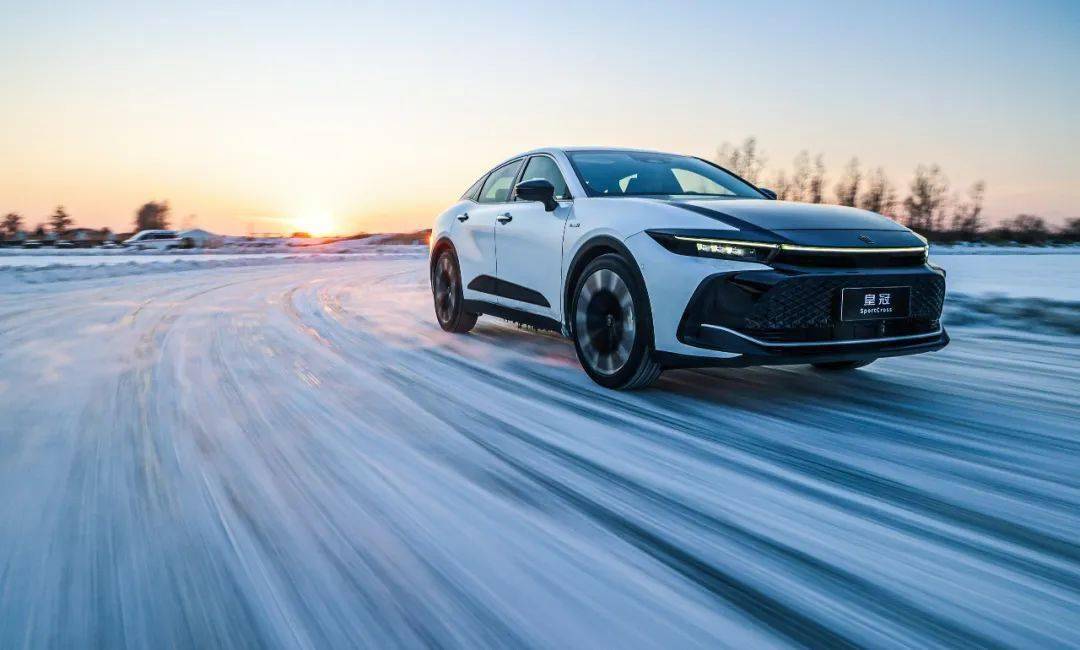 皇冠信用盘可以占几成_2.4T+四驱皇冠信用盘可以占几成,5.8秒破百,这是丰田?