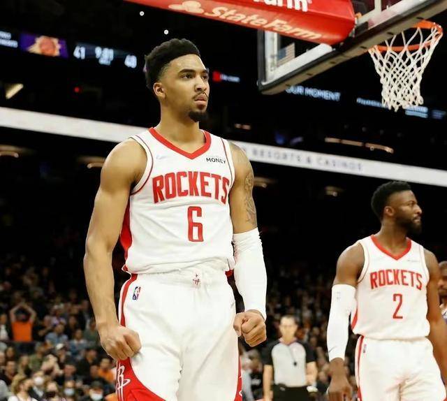 皇冠登1登2登3代理_网友惹恼二登哥!火箭、猛龙酝酿2换1交易皇冠登1登2登3代理,阿丘瓦辅佐杰伦格林?