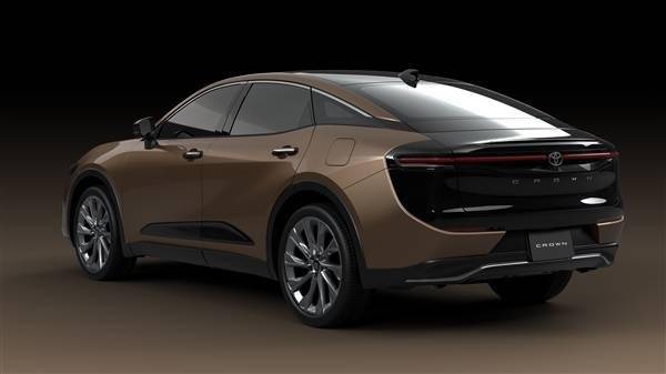 皇冠信用盘可以占几成_自信比肩BBA 进口丰田皇冠国内售价公布:36.90万起