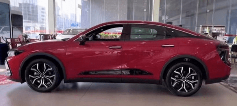 皇冠信用盘在线注册_全新丰田皇冠进口到店皇冠信用盘在线注册,全新外观,搭载2.4T混动