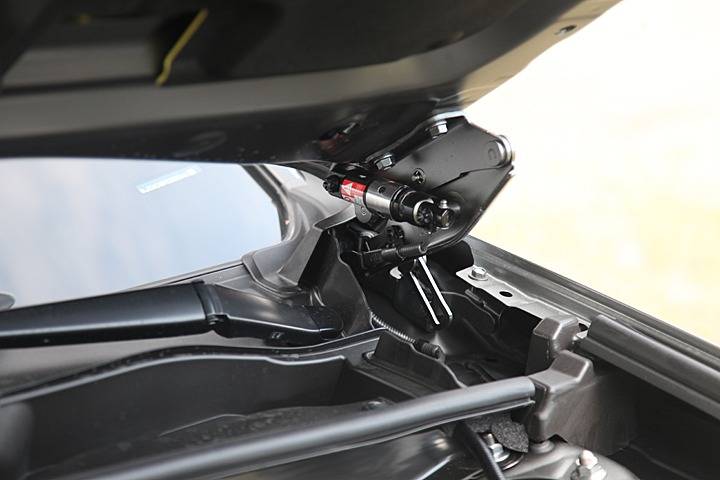 皇冠信用盘登2_雷克萨斯都忌妒的实力皇冠信用盘登2?试驾丰田全新一代皇冠