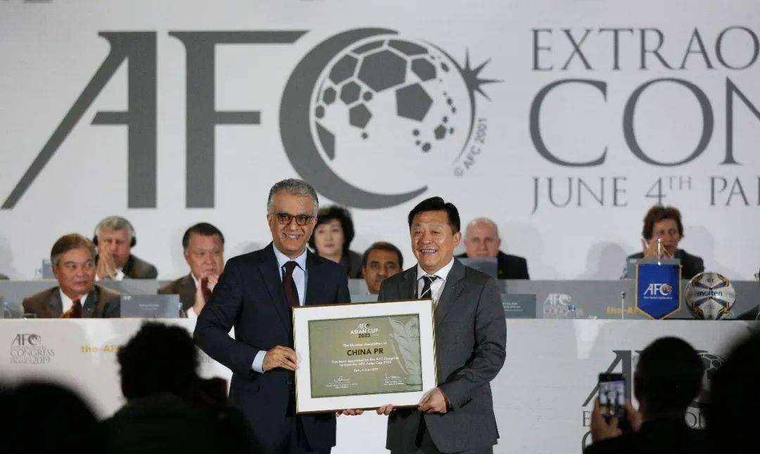 皇冠信用盘足球代理_震惊!媒体拍到中国足协压箱底的动作皇冠信用盘足球代理,高洪波