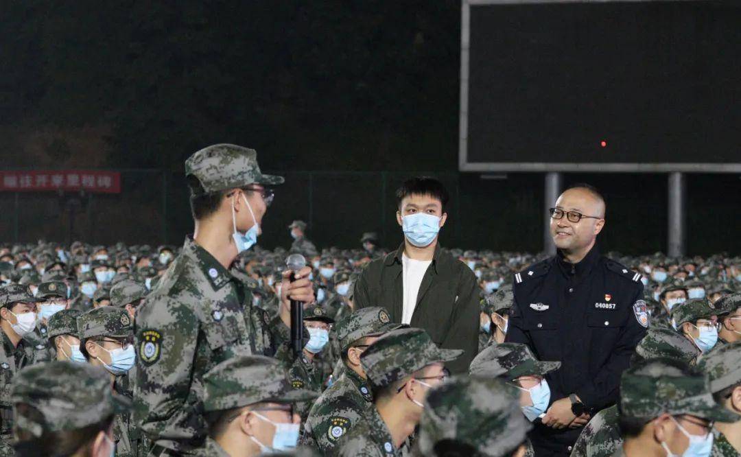 皇冠信用盘网址_案子变段子皇冠信用盘网址,反诈警官脱口秀“笑”果十足!