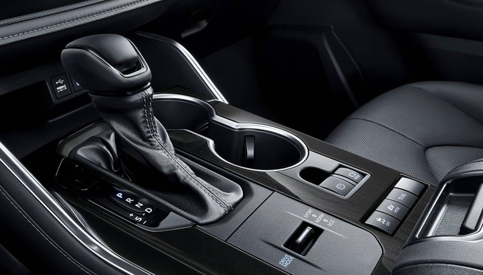 皇冠信用盘如何注册_一汽丰田皇冠陆放的焕新皇冠信用盘如何注册,让国内众多消费者欢呼!