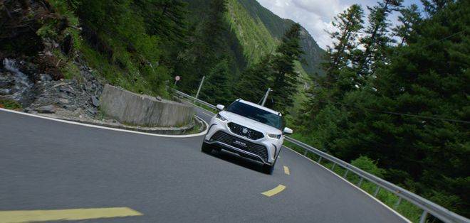 皇冠信用盘在线开户_一汽丰田皇冠陆放将继续深耕市场皇冠信用盘在线开户,并不断进行创新!