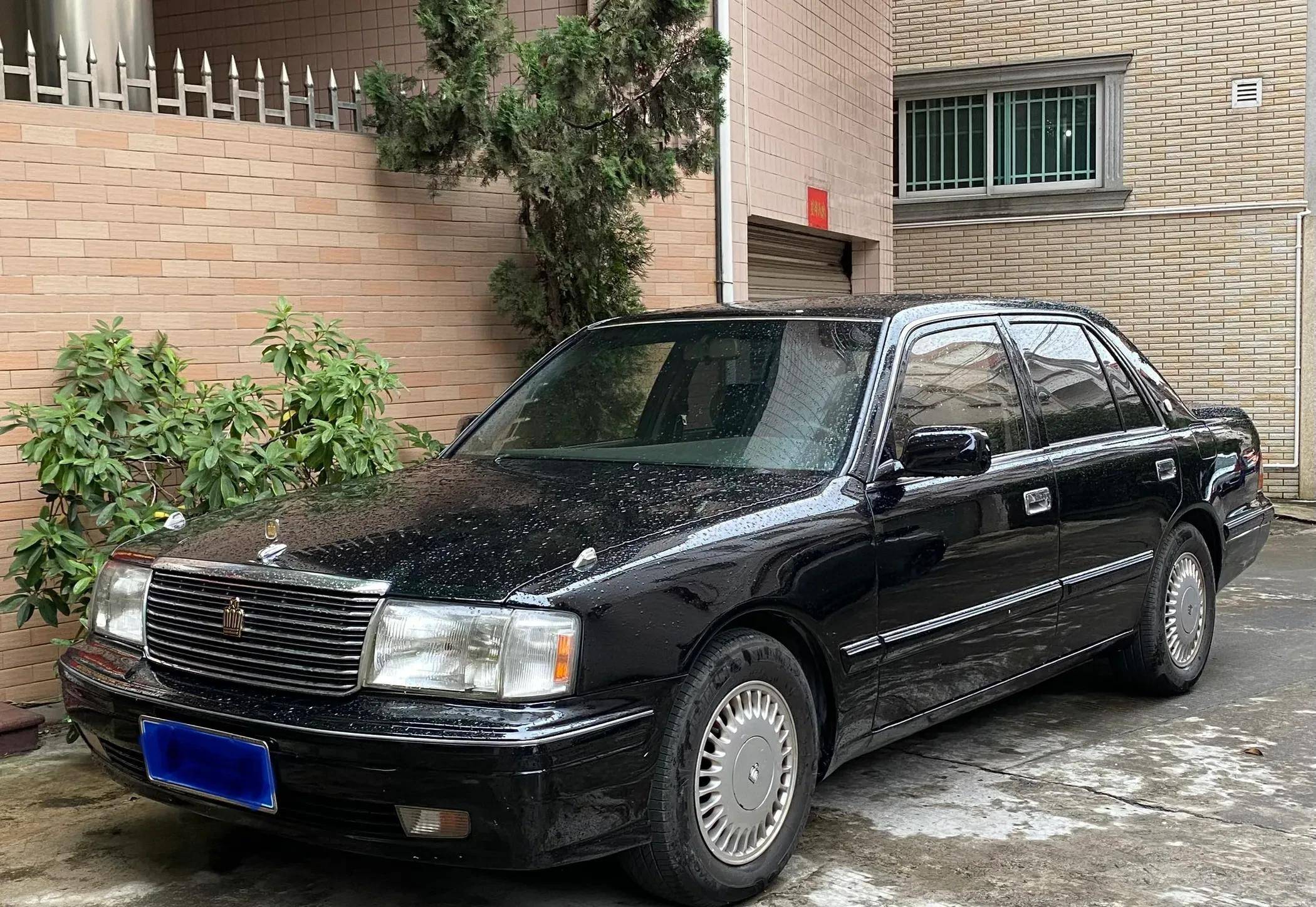 皇冠信用盘可以占几成_梦回1998皇冠信用盘可以占几成,当时80万的车是什么样子的,第十代皇冠155