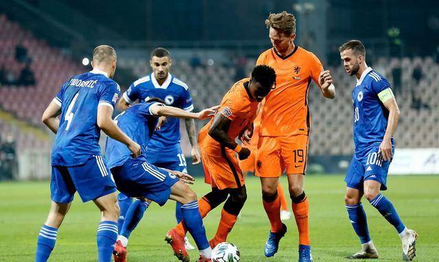 斯洛伐克VS罗马尼亚_荷兰VS苏格兰斯洛伐克VS罗马尼亚,罗马尼亚VS北爱尔兰