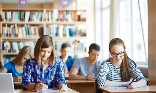 皇冠信用网申请条件_澳门本科留学申请条件?全面解读申请条件皇冠信用网申请条件!