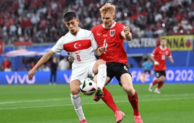 新2网址_2-1晋级八强!新卡卡闪耀新2网址,独造2球+射中门柱,皇马2000万捡到宝