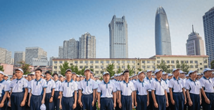 皇冠信用网开号_开营皇冠信用网开号!山东省实验中学“军训集结号”吹响