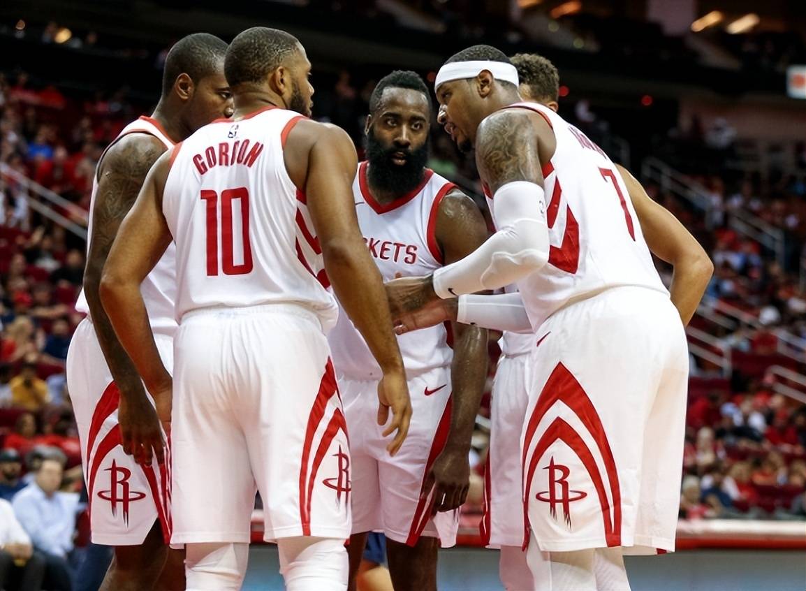 皇冠登一登二登三区别_圆脸登追忆火箭生涯:那里很有趣!二登哥没忘了休城皇冠登一登二登三区别,落叶归根吧