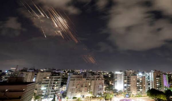 皇冠体育App下载_伊朗被曝已下令准备开战皇冠体育App下载,应对选项包括发射1000枚弹道导弹