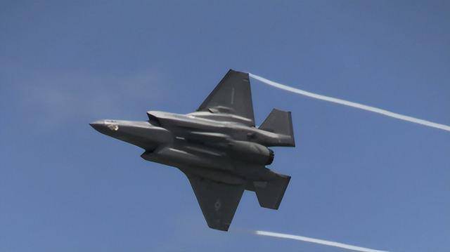 皇冠信用网代理申请_美军:飞行员慌乱中弃机弹射时皇冠信用网代理申请,F-35战机并未失控