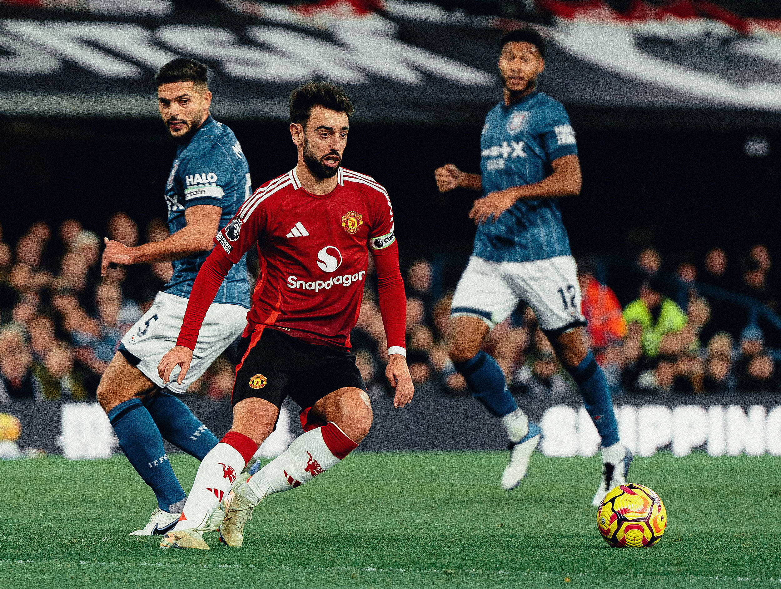 皇冠信用網代理登3_曼联等着阿莫林给球员上课皇冠信用網代理登3?谁想到首秀先被英超上课了