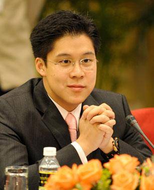 Vietnam Football Agent
_霍启刚:我敢不疼老婆吗?那可是拿3000亿继承权换的Vietnam Football Agent
!