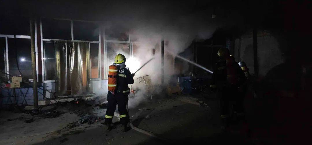 How to open an account for Crown Credit_真能整活儿How to open an account for Crown Credit！通州一大爷点煤气罐给鸡煺毛、还有人被窝扔烟头…万幸无伤亡