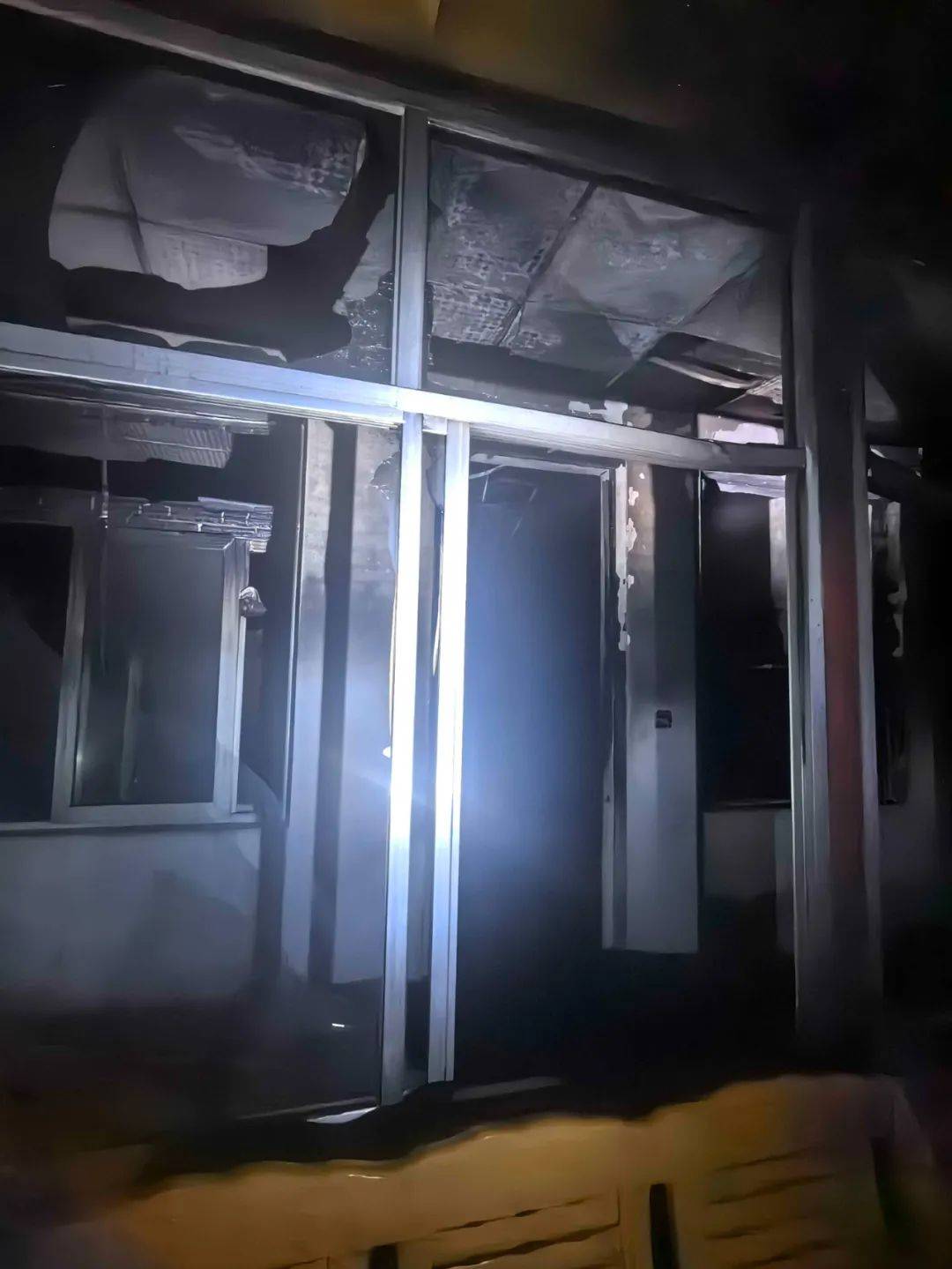 How to open an account for Crown Credit_真能整活儿How to open an account for Crown Credit！通州一大爷点煤气罐给鸡煺毛、还有人被窝扔烟头…万幸无伤亡