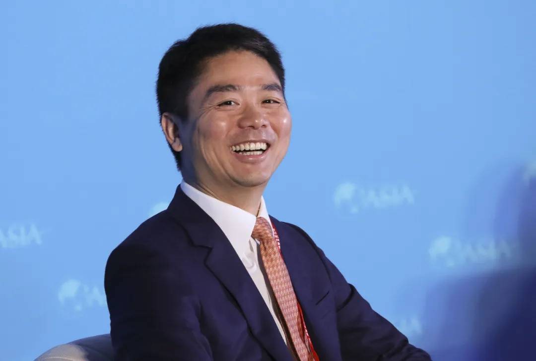 Crown Platform
_多位老师回应“刘强东发10万现金”Crown Platform
,师生旧合照曝光