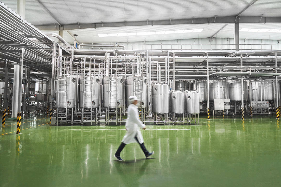 ag mos022皇冠_新希望集团董事长刘永好:从华西都市报到封面新闻ag mos022皇冠,变革、创新的精神一直延续|时代的封面·人物