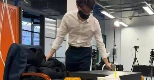 皇冠信用网需要押金吗_“柯洁退赛”吵上热搜皇冠信用网需要押金吗!韩国为何规定将“死子”放入棋盒盖?