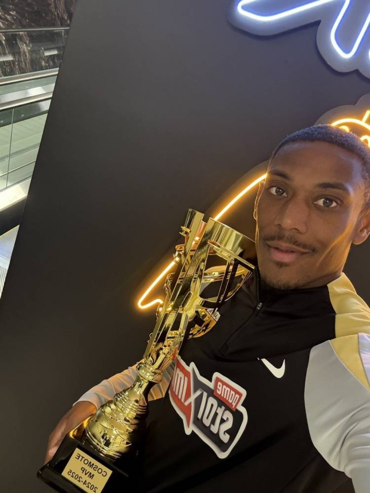 皇冠信用网如何代理_水族箱效应?马夏尔加盟雅典至今从未因伤缺阵皇冠信用网如何代理,17场7球2助攻