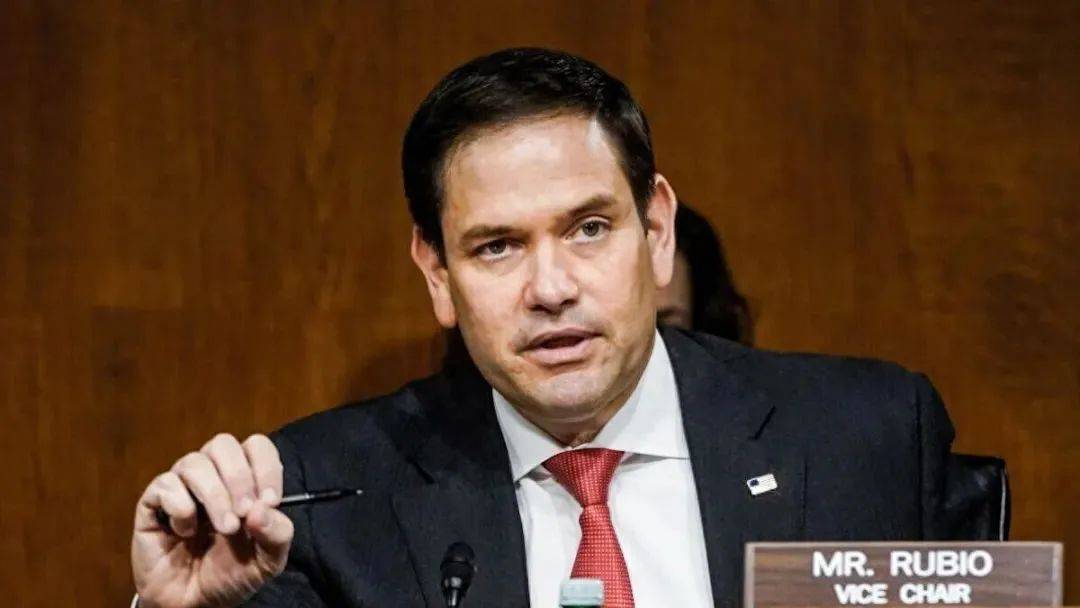 世界杯皇冠平台_态度反转!不到24小时世界杯皇冠平台,特朗普对华两次示好:宁愿不对中国加税 ?