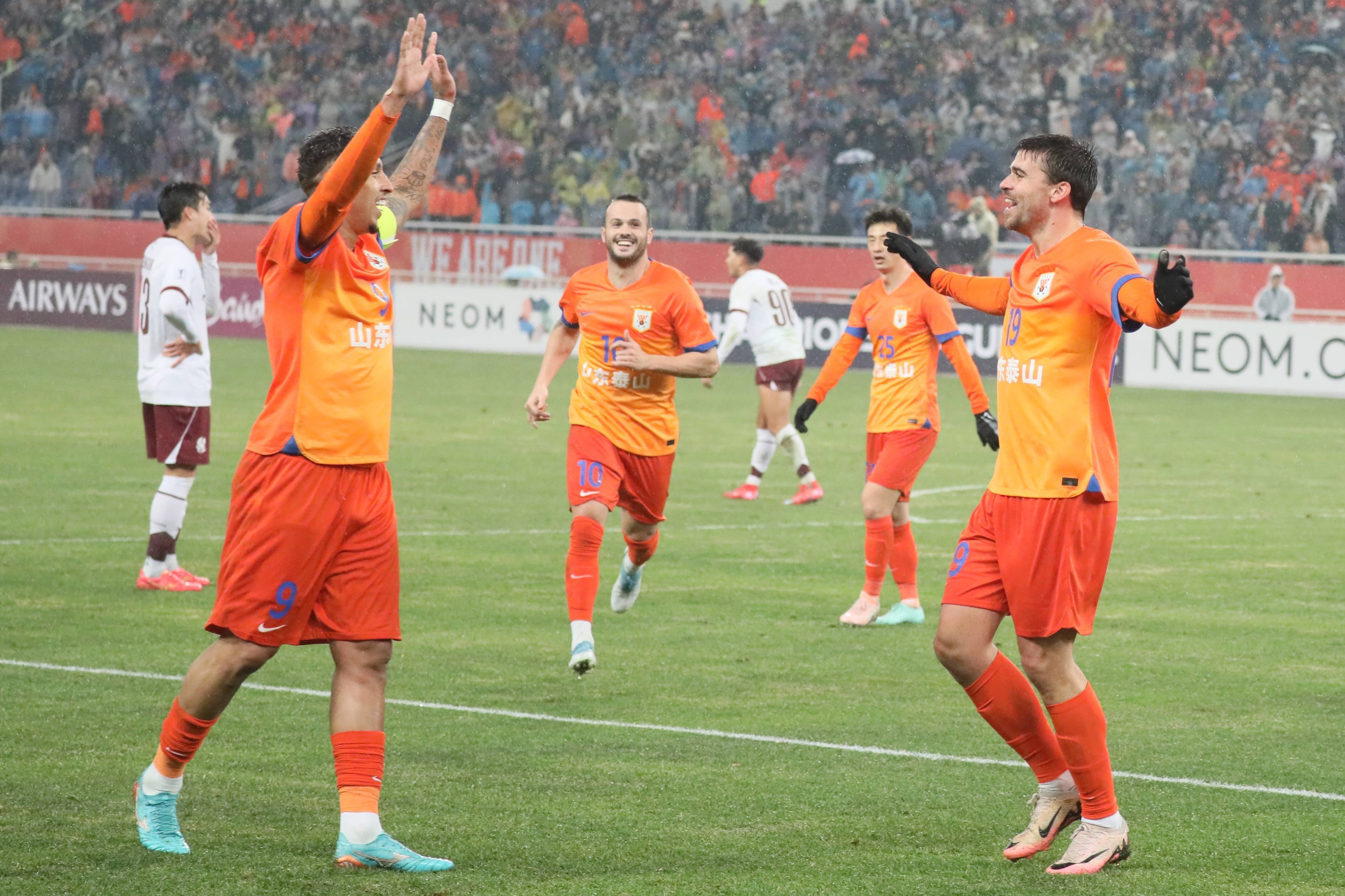 皇冠信用网注册账号_马德兴：海港引援让人费解 中超最强外援在泰山