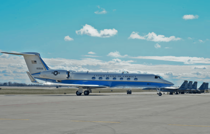 皇冠登3管理出租_美国军机抵达莫斯科皇冠登3管理出租,多家媒体:非常罕见