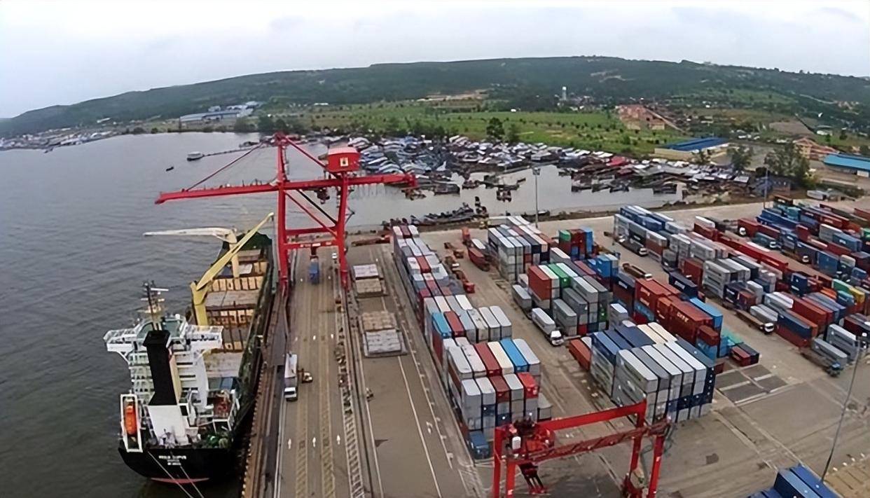 皇冠信用网庄家_无视特朗普警告皇冠信用网庄家,英国向中方发出邀请函,一份“大礼”已经在路上