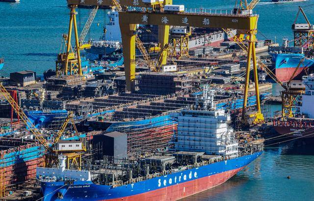 皇冠信用盘正网_打断解放军“下饺子”？江南船厂的一幕皇冠信用盘正网，西方越看越担心