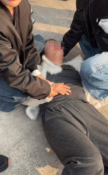 hga030账号
_山东一单亲妈妈直播间阻止网友辱骂“唐宝”少年遭上门殴打hga030账号
,警方:已受理案件,正调查