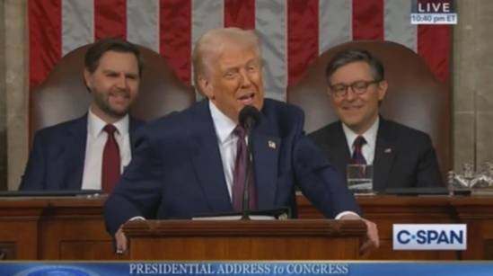 皇冠足球平台代理_特朗普：鲁比奥管事皇冠足球平台代理，没办好就怪他 鲁比奥：笑不出