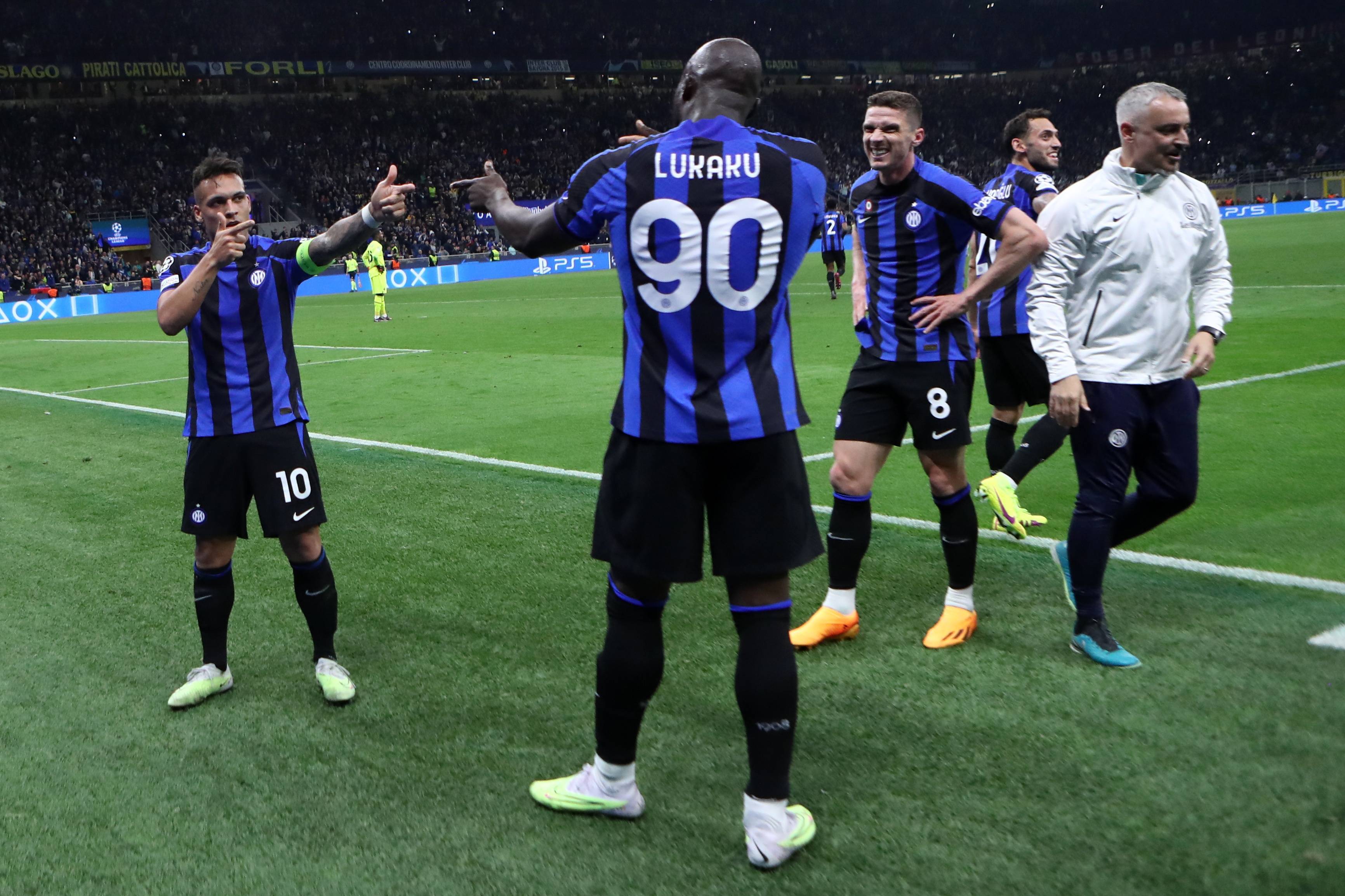 皇冠信用網代理登1
_卢卡库:皇冠信用網代理登1
我从未憎恨国际米兰 与劳塔罗现在没有联系了 他是个好人