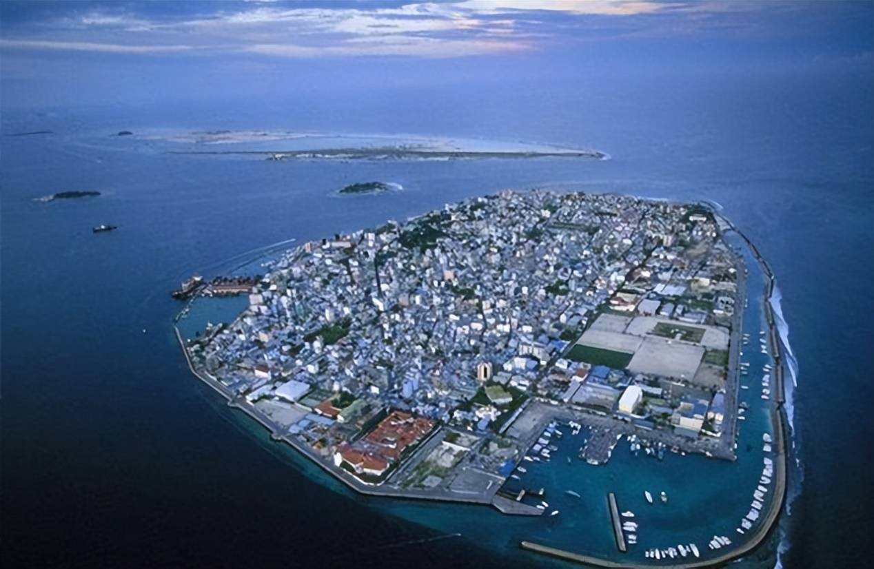 皇冠信用网怎么开户
_华裔总统上台就和中国“断交”皇冠信用网怎么开户
,面临亡国危机,希望中国伸出援手?