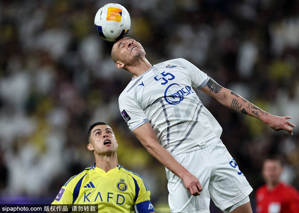 皇冠足球平台代理_亚冠-C罗点射杜兰双响 利雅得胜利总分3-0晋级八强