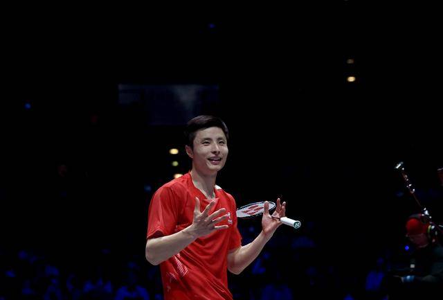 皇冠信用网去哪里弄_全英羽毛球公开赛：石宇奇淘汰李诗沣晋级男单决赛