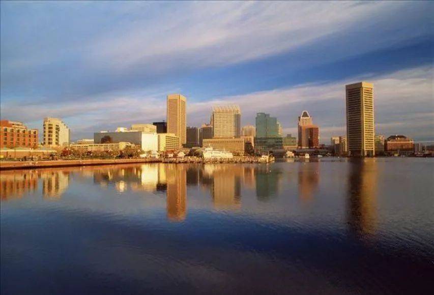 皇冠体育App下载_夸美国空气香甜的杨舒平皇冠体育App下载，已被美国驱逐出境，回国后下场怎么样了？