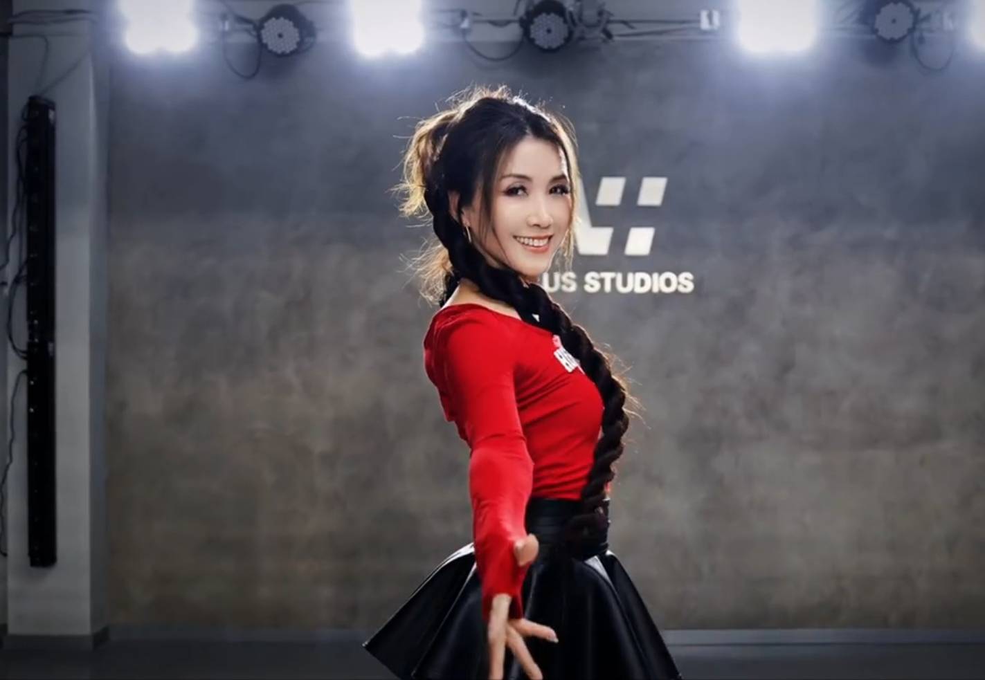 皇冠信用網结算日_王蓉说被《浪姐》淘汰时愣了至少5秒：第一轮就被淘汰皇冠信用網结算日，我是有一点不服气的