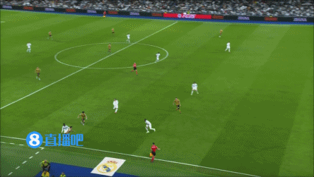 皇冠信用哪里申请_90分钟战报-皇马3-4皇社总分4-4 维尼修斯两助攻+失单刀