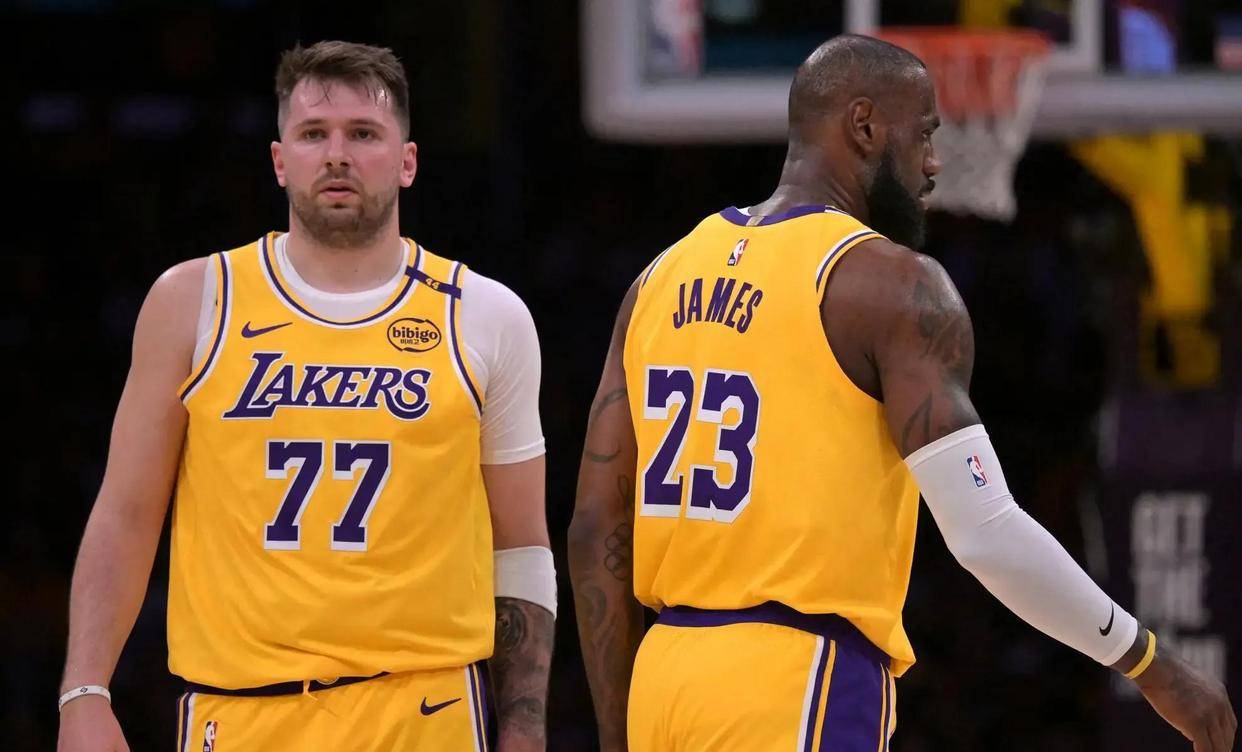 皇冠信用网开户_预测西部2-8球队的剩余战绩皇冠信用网开户，勇士跌至第八，森林狼成功上岸