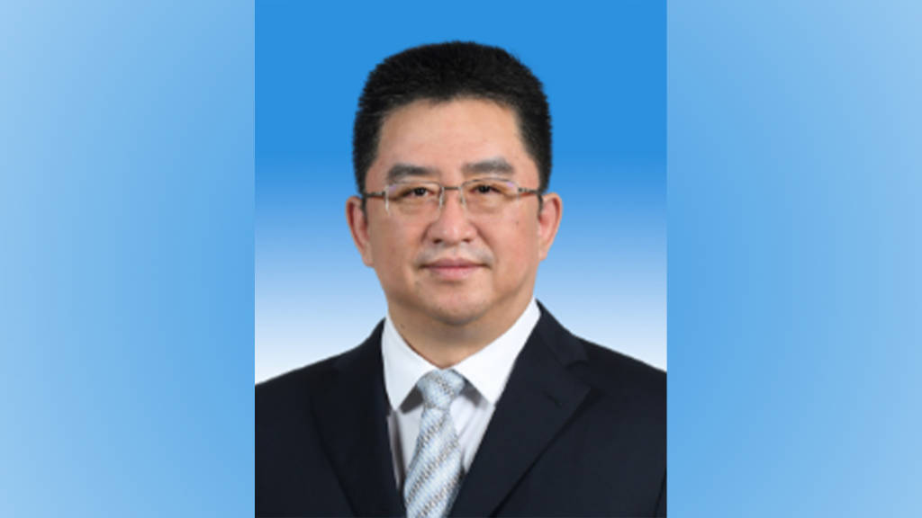 皇冠信用网代理流程
_辽宁省发改委主任李鹏宇已调任沈阳市委副书记