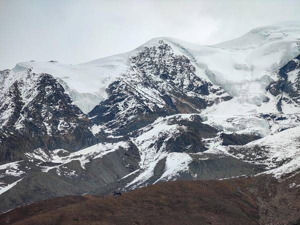 皇冠信用網代理_勒多曼因峰因驴友走失而封山？当地：不清楚是否有人走失皇冠信用網代理，封山是为防火