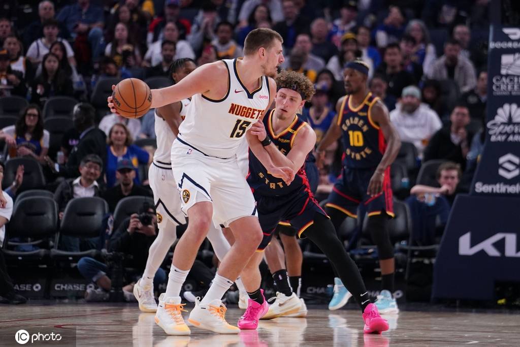 皇冠信用網庄家
_库里36+5约基奇空砍33分 勇士力克掘金迎5连胜