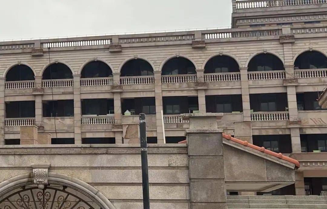 皇冠信用網占成代理_疯传“广东一学校闲置多年皇冠信用網占成代理，即将开学”，最新消息！