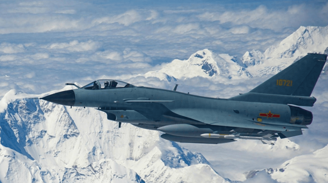 皇冠足球管理平台出租_歼-10战机性能超群皇冠足球管理平台出租，印度媒体出乎意料高评价，国际军火市场或将重新洗牌？