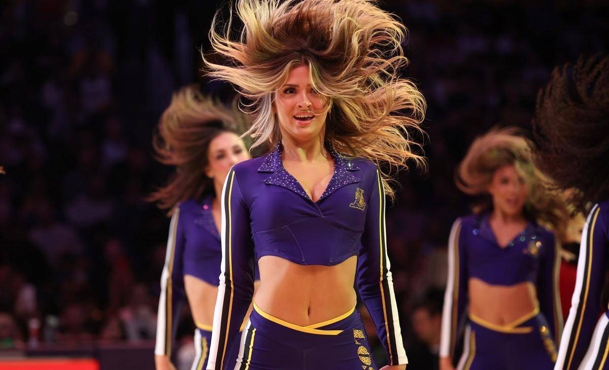 皇冠登1登2登3代理_詹姆斯成就履历斐然！瑕不掩瑜皇冠登1登2登3代理，历史地位仍需时间验证