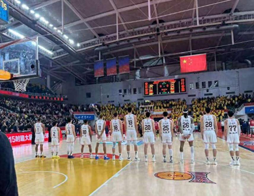 皇冠信用網在线开户_杜锋带13人出征上海！4外援+23兄弟皇冠信用網在线开户，贝贝获重用